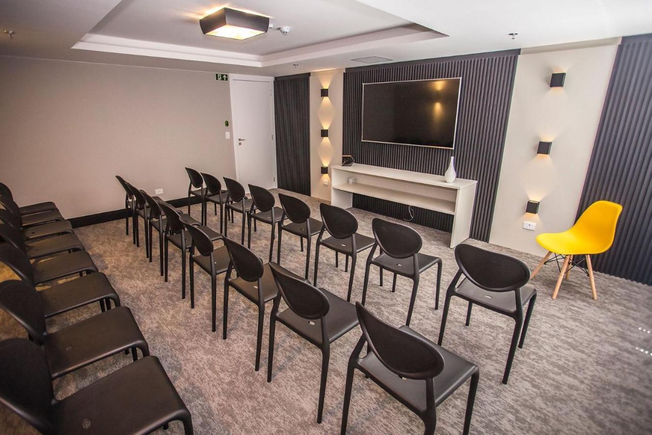 Studio No Centro De Curitiba - All1119 Экстерьер фото